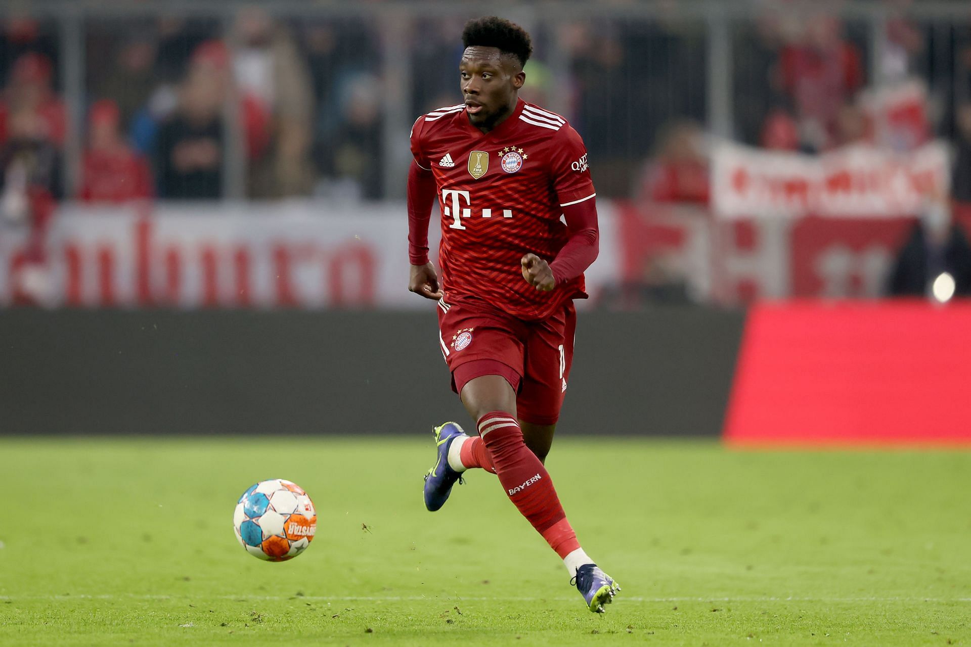FC Bayern München v Sport-Club Freiburg - Bundesliga